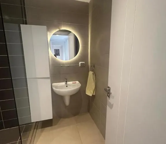 G Cribs * Gurdaka